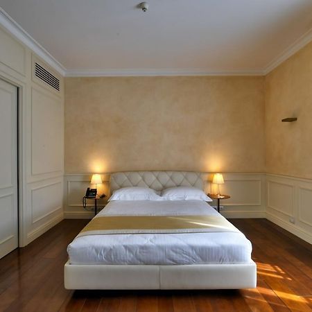 Hotel Rua Frati 48 In San Francesco مودينا المظهر الخارجي الصورة