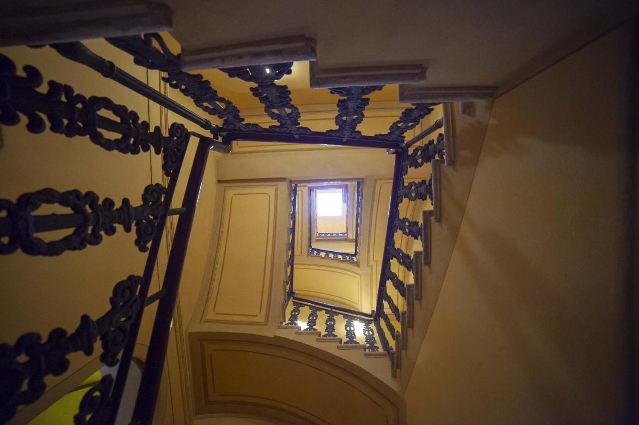 Hotel Rua Frati 48 In San Francesco مودينا المظهر الخارجي الصورة