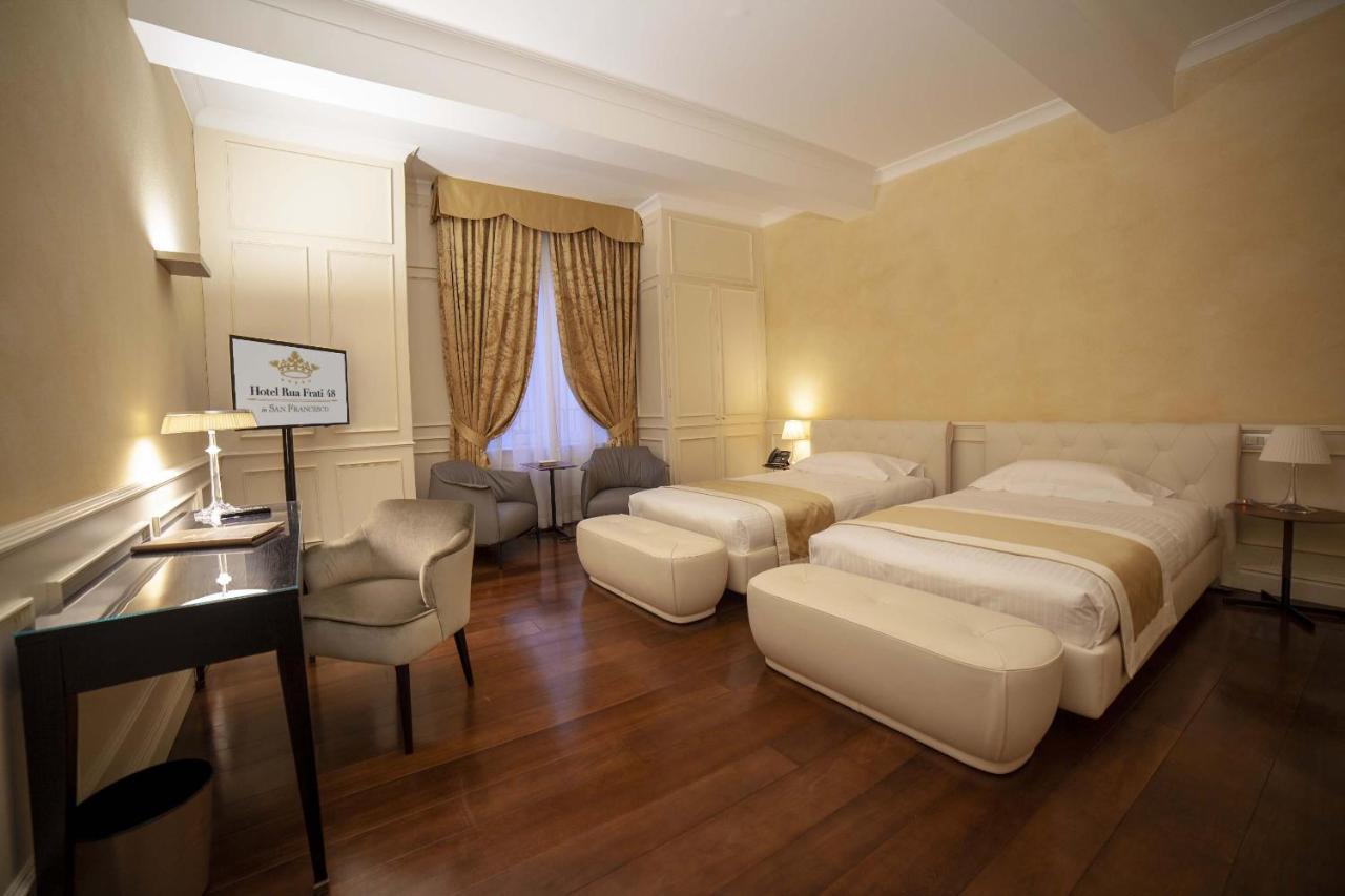 Hotel Rua Frati 48 In San Francesco مودينا المظهر الخارجي الصورة
